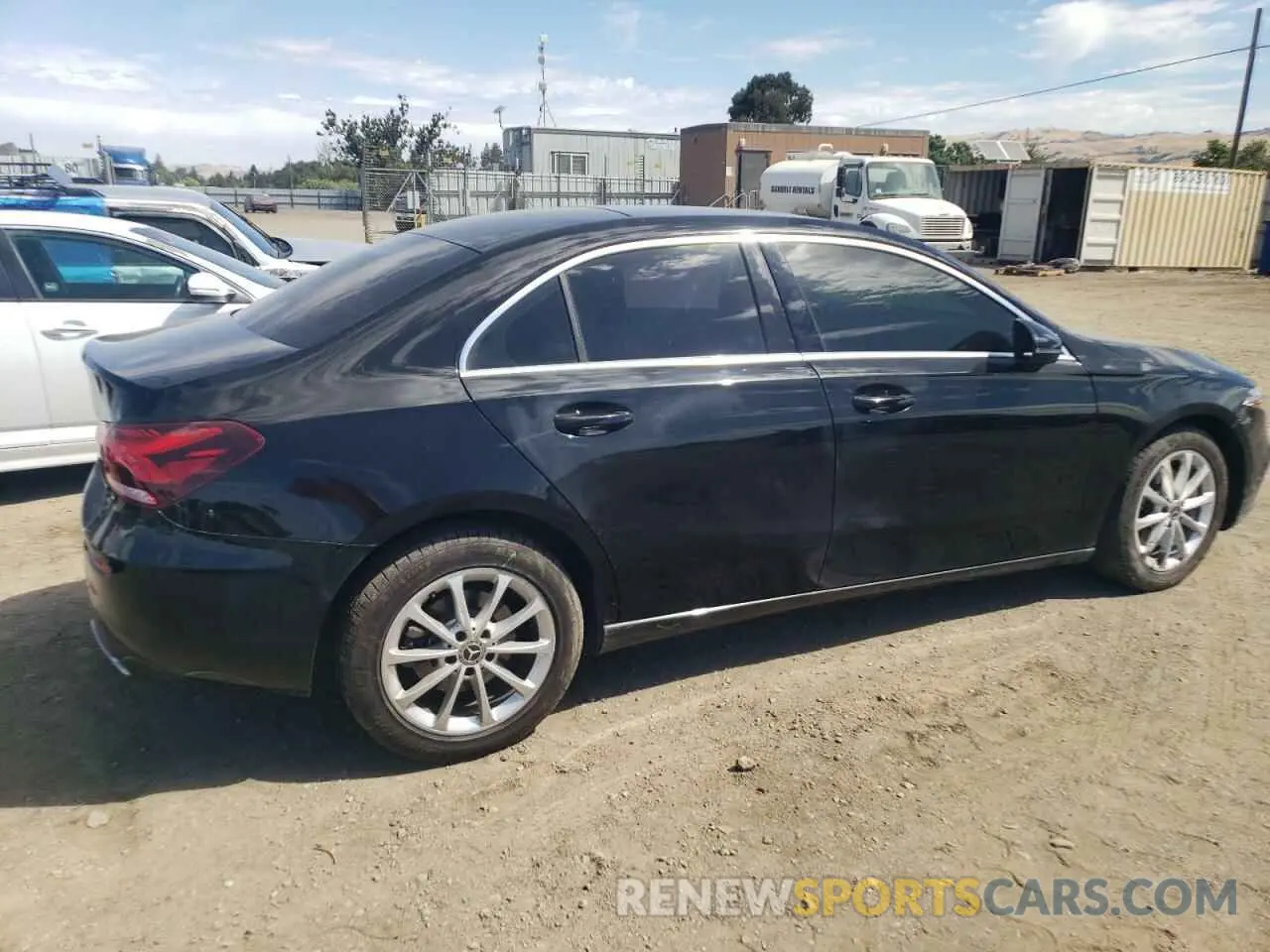3 fotografías del automóvil dañado WDD3G4EB3KW018699 MERCEDES-BENZ A-CLASS 2019