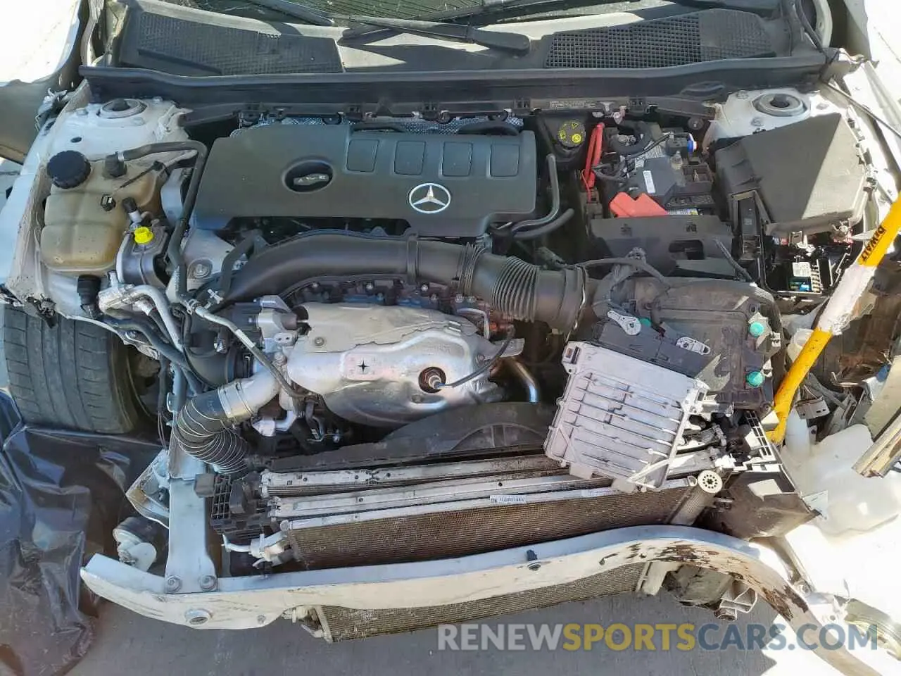 11 fotografías del automóvil dañado WDD3G4EB3KW035924 MERCEDES-BENZ A-CLASS 2019