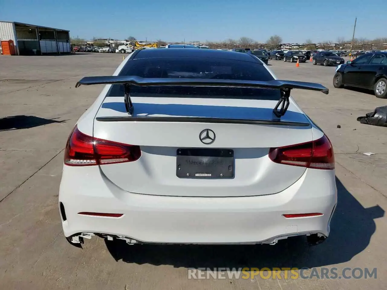 6 fotografías del automóvil dañado WDD3G4EB3KW035924 MERCEDES-BENZ A-CLASS 2019