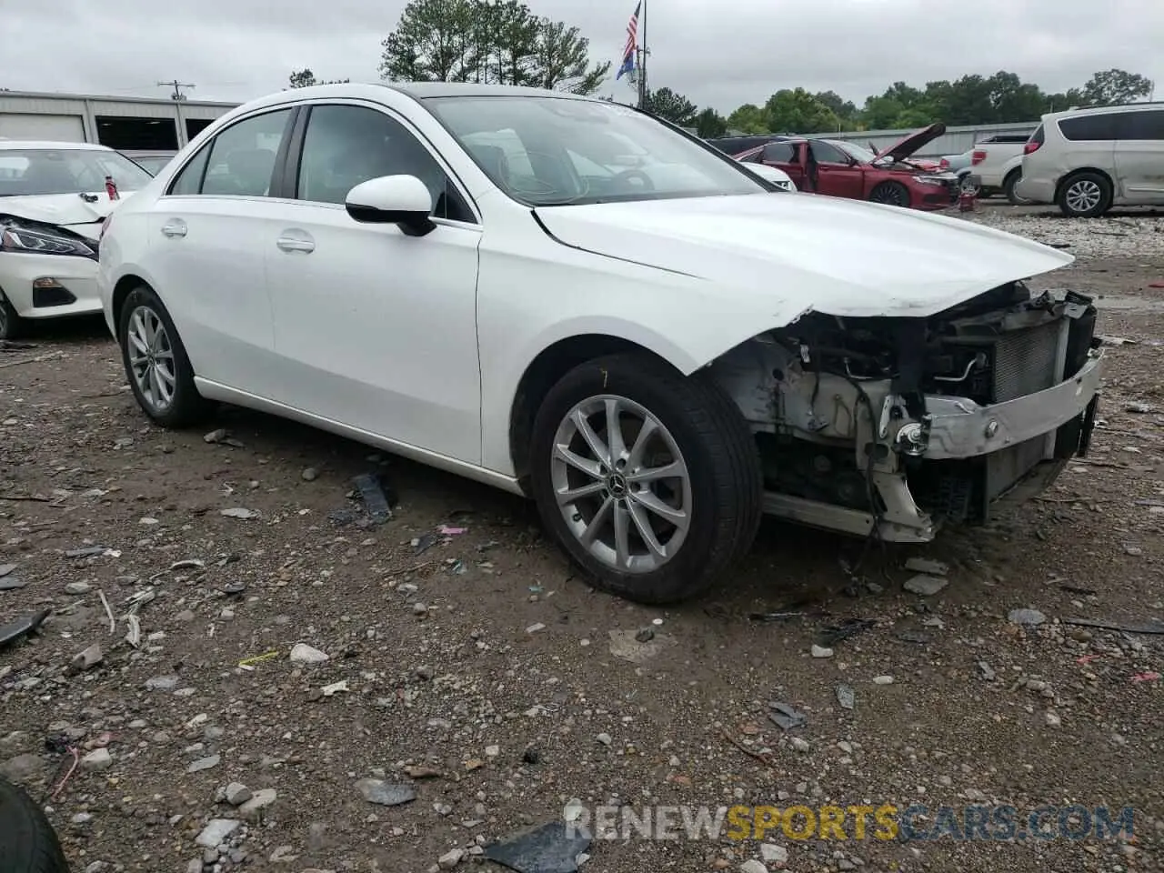 1 fotografías del automóvil dañado WDD3G4EB4KW002320 MERCEDES-BENZ A-CLASS 2019