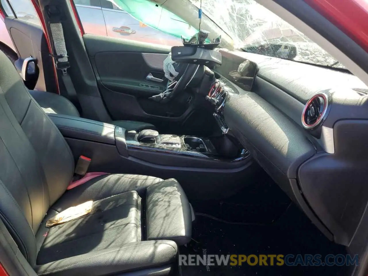7 fotografías del automóvil dañado WDD3G4EB4KW027105 MERCEDES-BENZ A-CLASS 2019