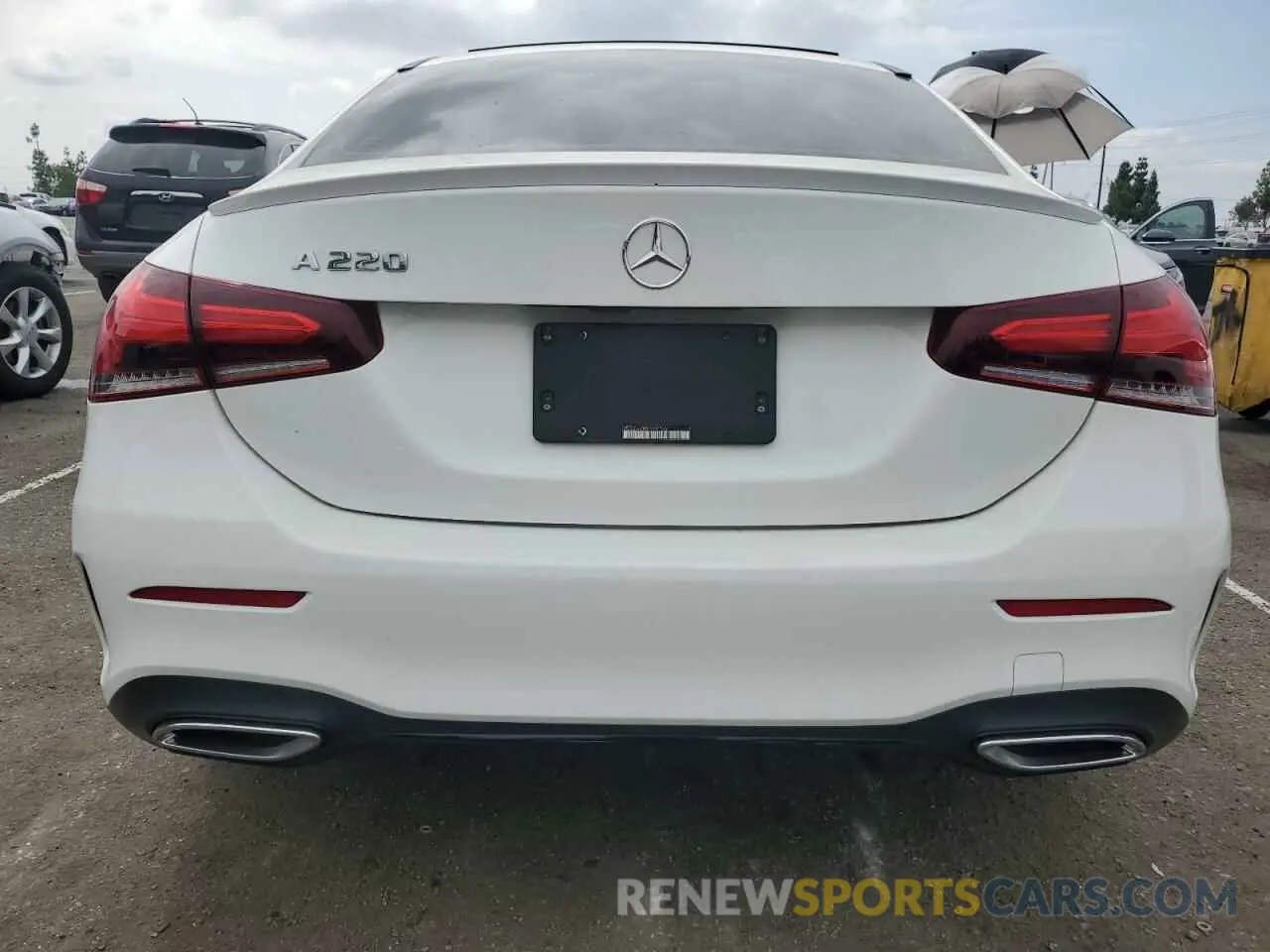 6 fotografías del automóvil dañado WDD3G4EB6KW025260 MERCEDES-BENZ A-CLASS 2019