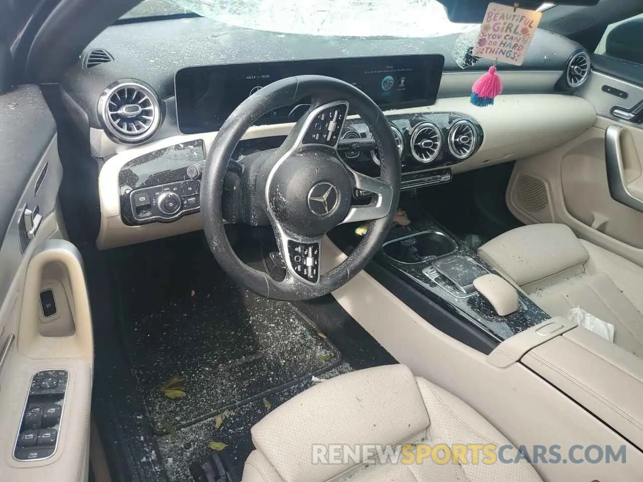 8 fotografías del automóvil dañado WDD3G4EB7KW028295 MERCEDES-BENZ A-CLASS 2019