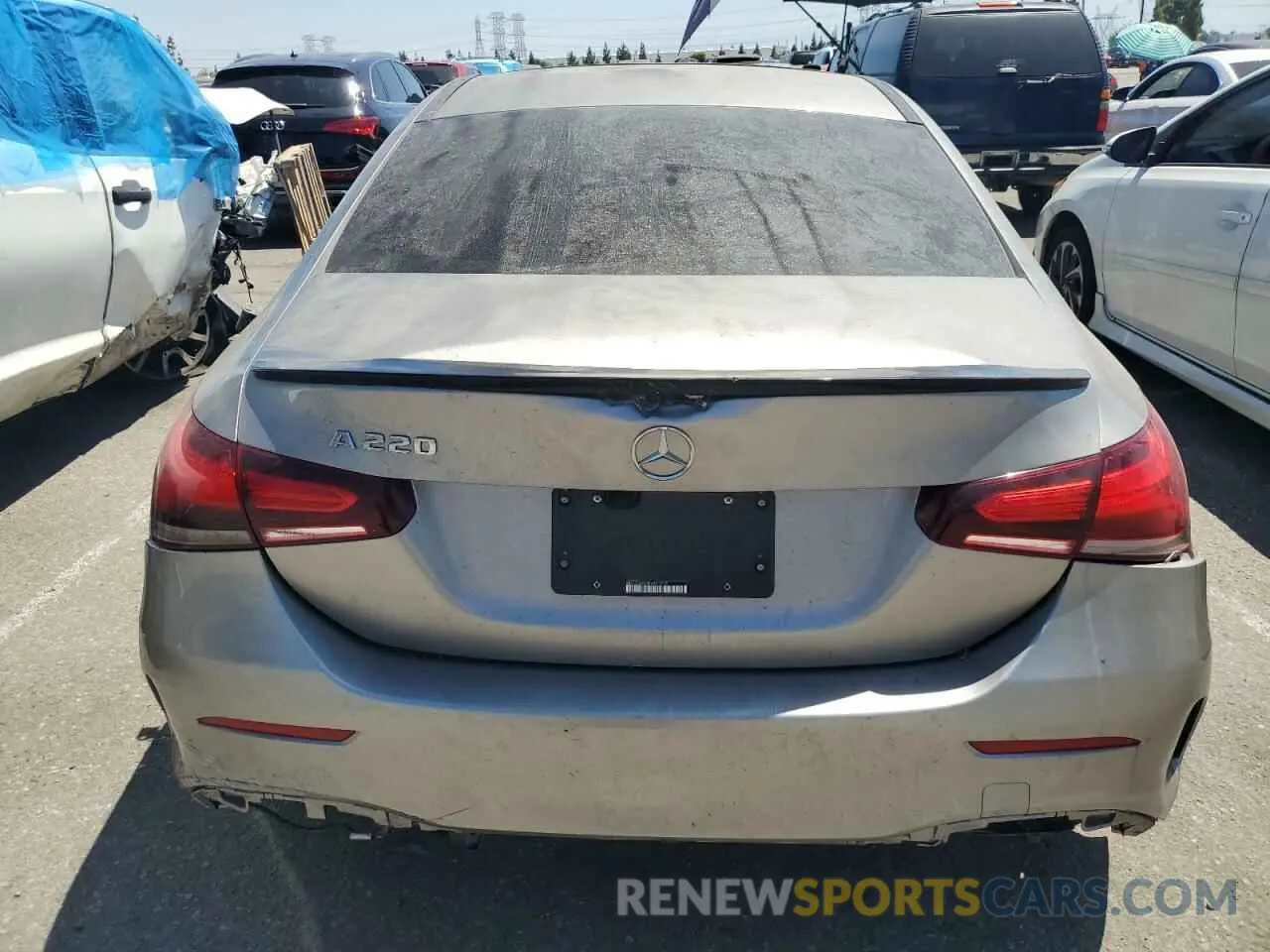 6 fotografías del automóvil dañado WDD3G4EB8KW022635 MERCEDES-BENZ A-CLASS 2019