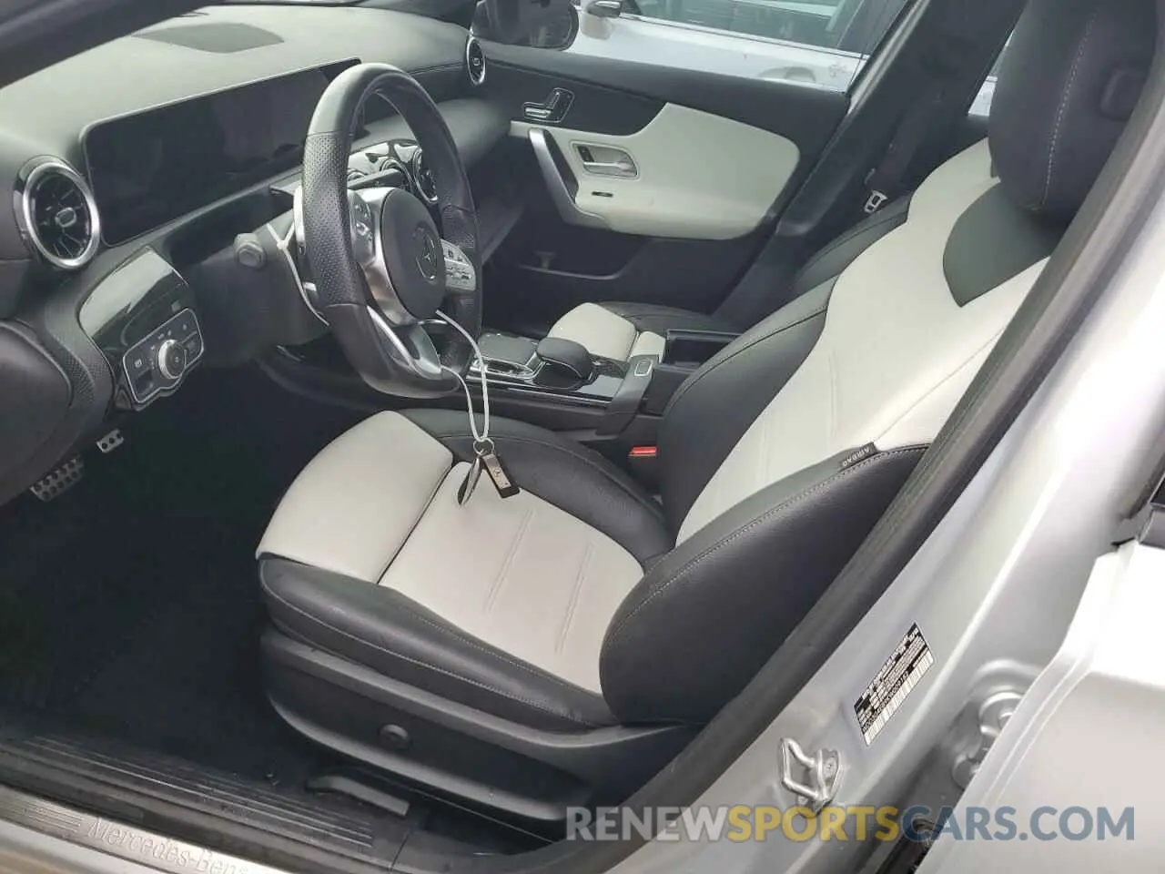 7 fotografías del automóvil dañado WDD3G4EB9KW009182 MERCEDES-BENZ A-CLASS 2019