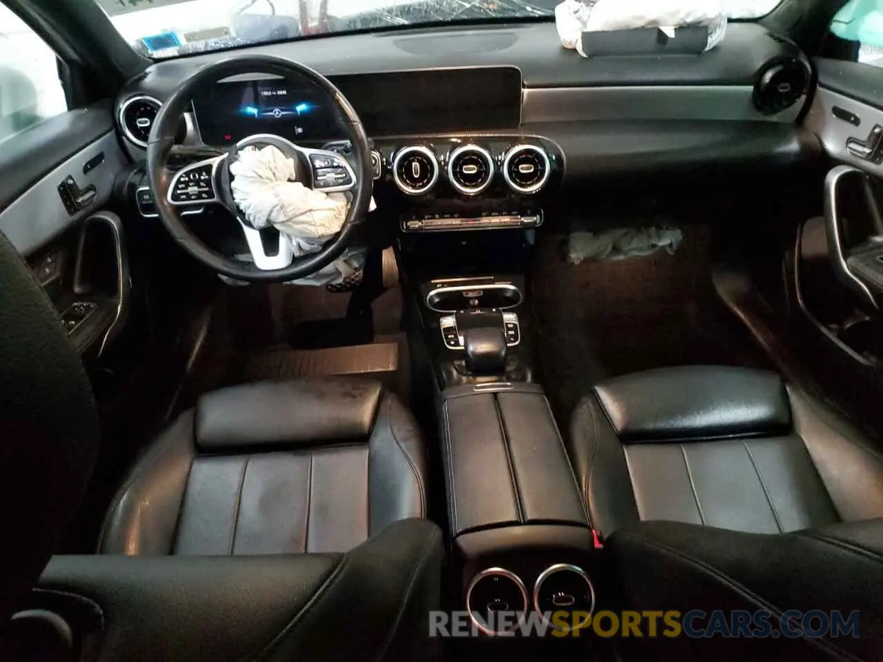 8 fotografías del automóvil dañado WDD3G4FB0KW025382 MERCEDES-BENZ A-CLASS 2019