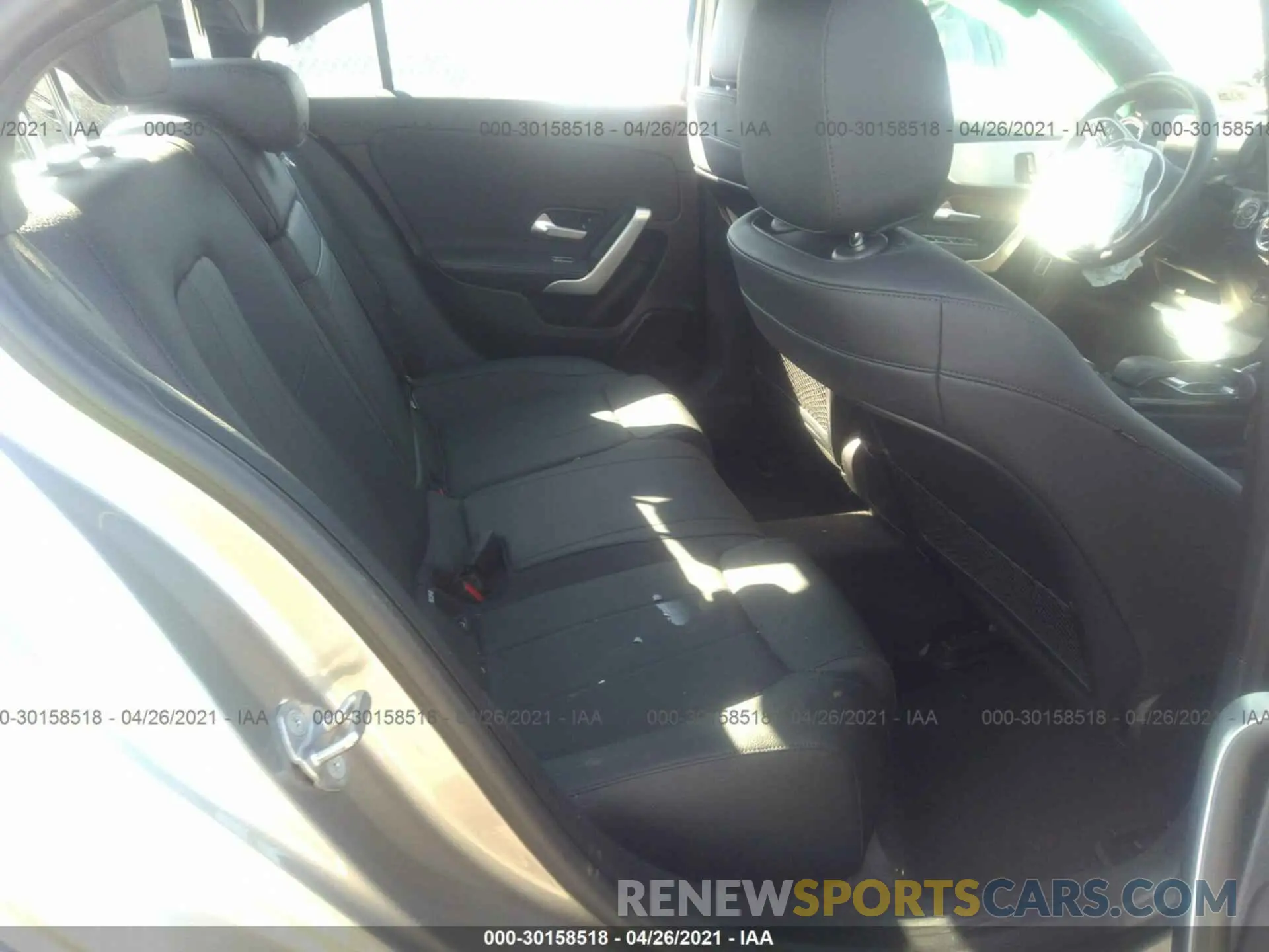 8 fotografías del automóvil dañado WDD3G4FB0KW027617 MERCEDES-BENZ A-CLASS 2019
