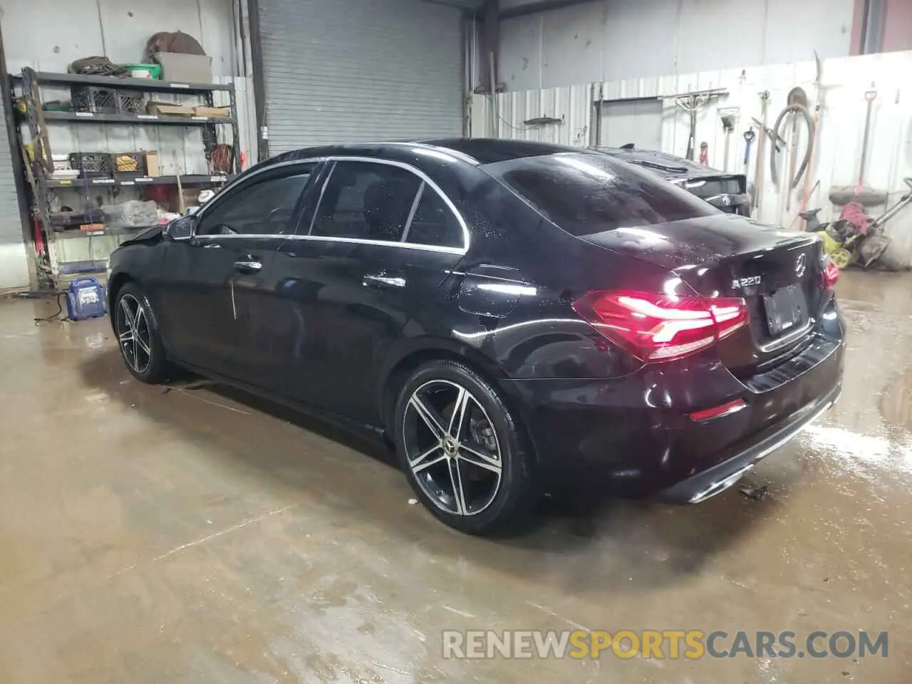 2 fotografías del automóvil dañado WDD3G4FB3KW008107 MERCEDES-BENZ A-CLASS 2019