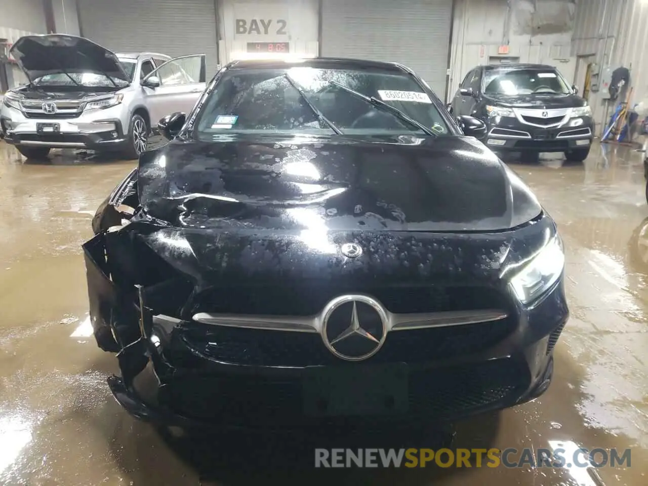 5 fotografías del automóvil dañado WDD3G4FB3KW008107 MERCEDES-BENZ A-CLASS 2019