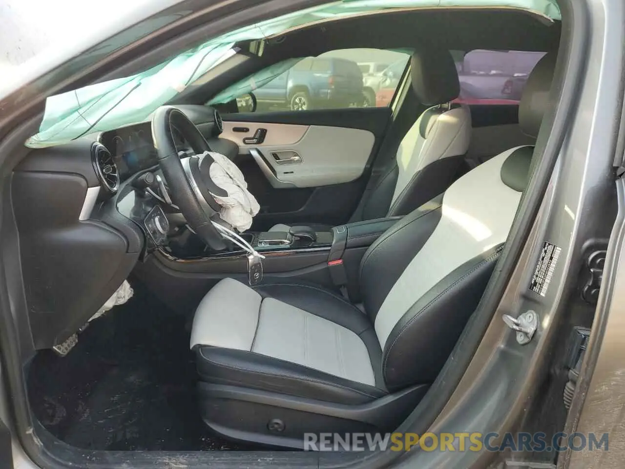 7 fotografías del automóvil dañado WDD3G4FB3KW022895 MERCEDES-BENZ A-CLASS 2019