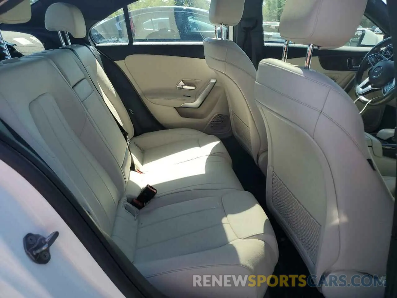 10 fotografías del automóvil dañado WDD3G4FB4KW019827 MERCEDES-BENZ A-CLASS 2019