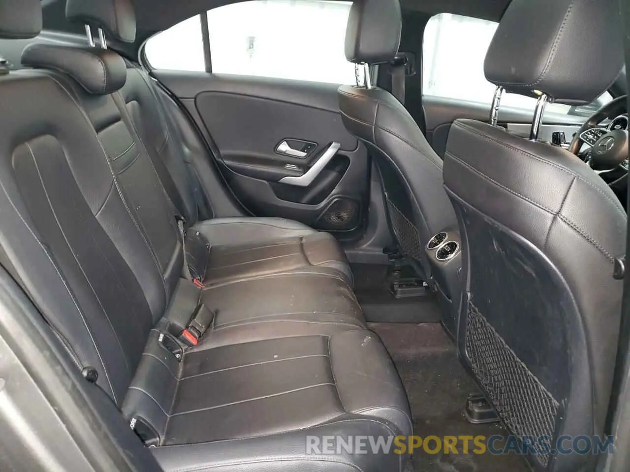 10 fotografías del automóvil dañado WDD3G4FB4KW021724 MERCEDES-BENZ A-CLASS 2019