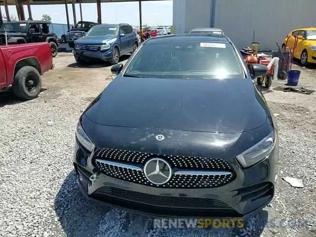 13 fotografías del automóvil dañado WDD3G4FB4KW021738 MERCEDES-BENZ A-CLASS 2019