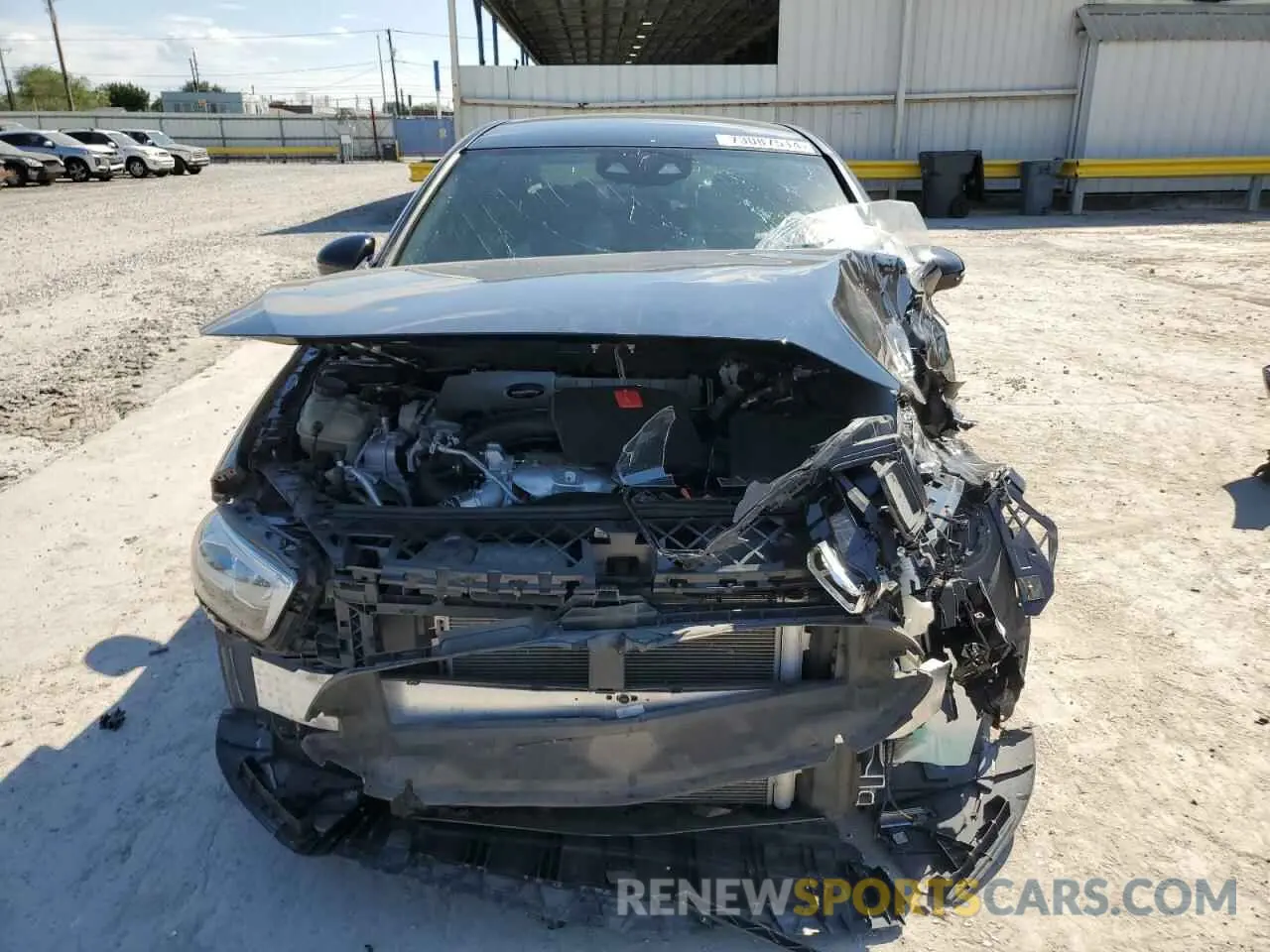 5 fotografías del automóvil dañado WDD3G4FB5KW008108 MERCEDES-BENZ A-CLASS 2019