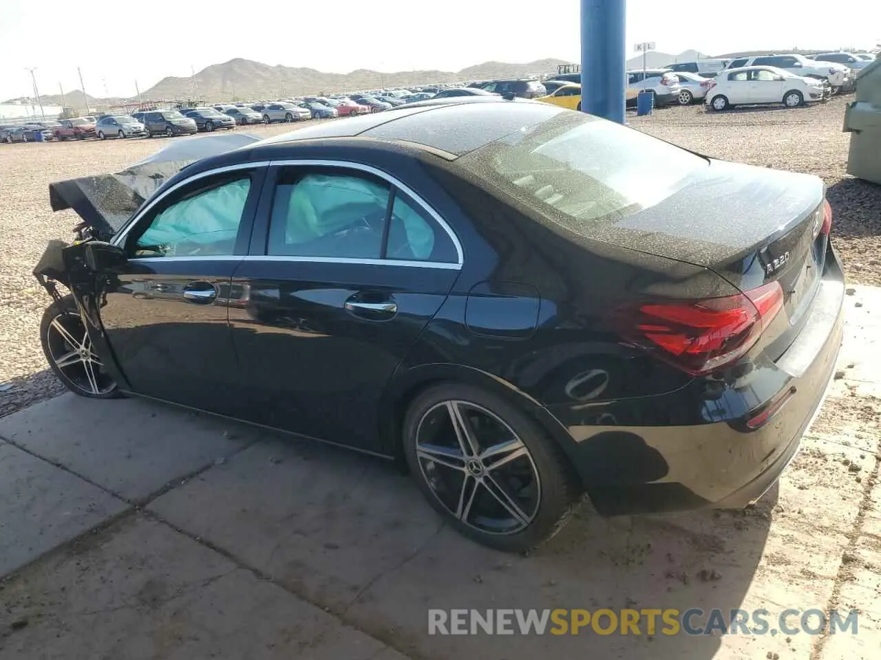 2 fotografías del automóvil dañado WDD3G4FB6KW020297 MERCEDES-BENZ A-CLASS 2019