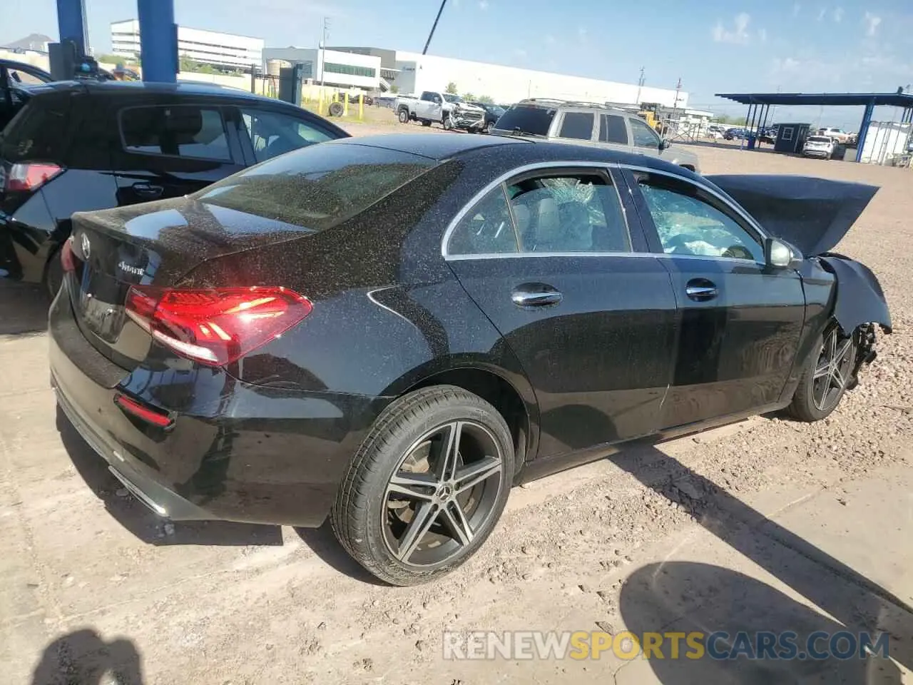 3 fotografías del automóvil dañado WDD3G4FB6KW020297 MERCEDES-BENZ A-CLASS 2019