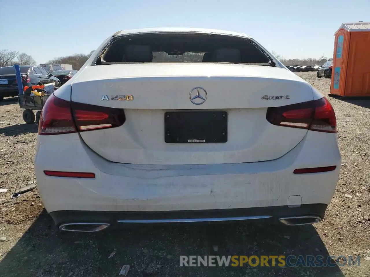 6 fotografías del automóvil dañado WDD3G4FB6KW026911 MERCEDES-BENZ A-CLASS 2019