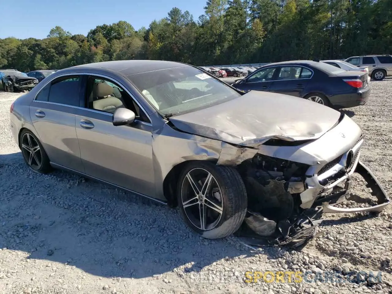 4 fotografías del automóvil dañado WDD3G4FB9KW002022 MERCEDES-BENZ A-CLASS 2019