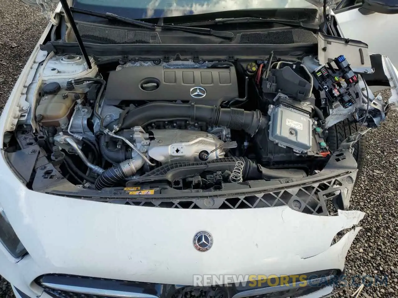 11 fotografías del automóvil dañado WDD3G4FB9KW021914 MERCEDES-BENZ A-CLASS 2019