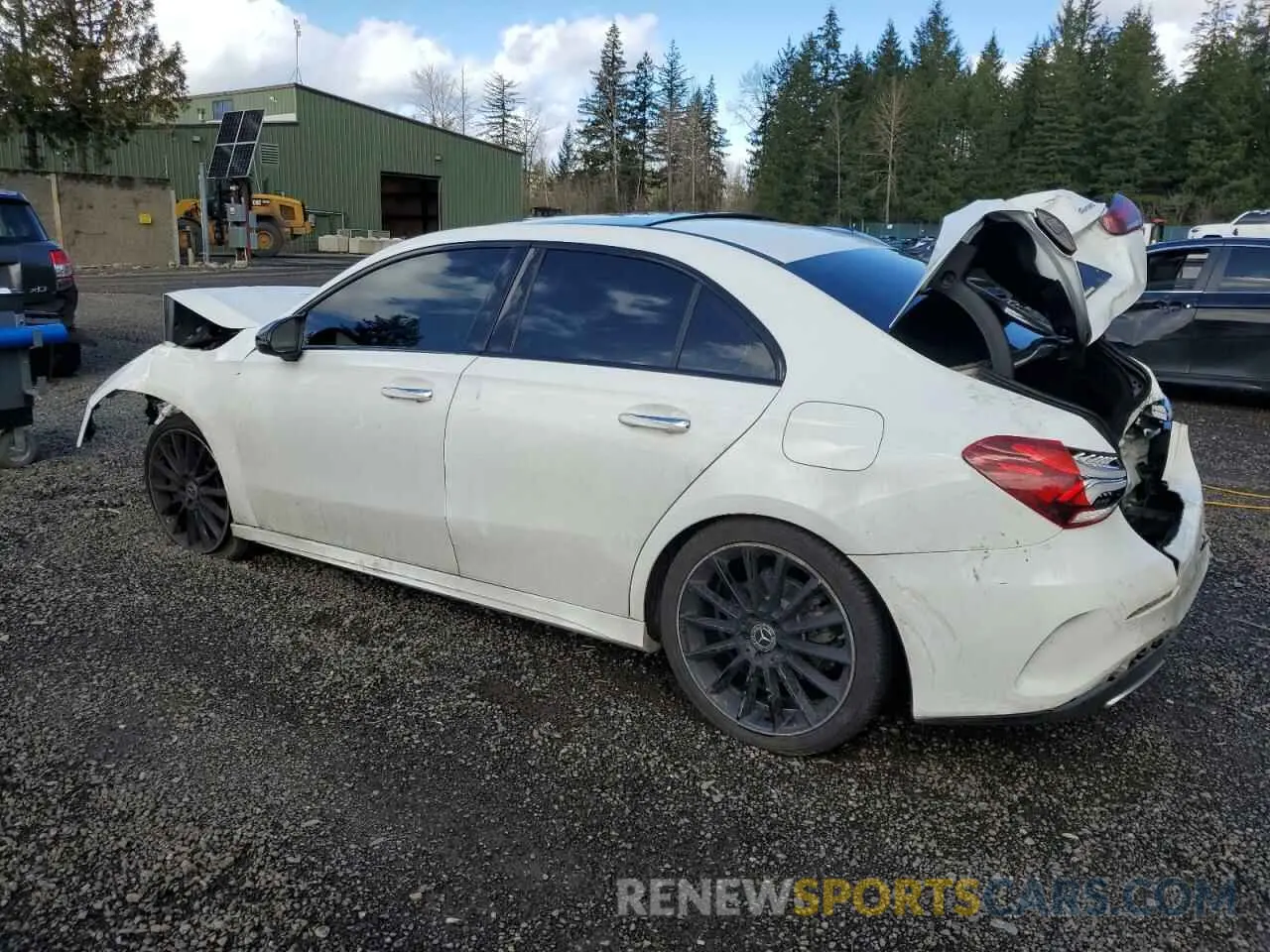 2 fotografías del automóvil dañado WDD3G4FB9KW021914 MERCEDES-BENZ A-CLASS 2019