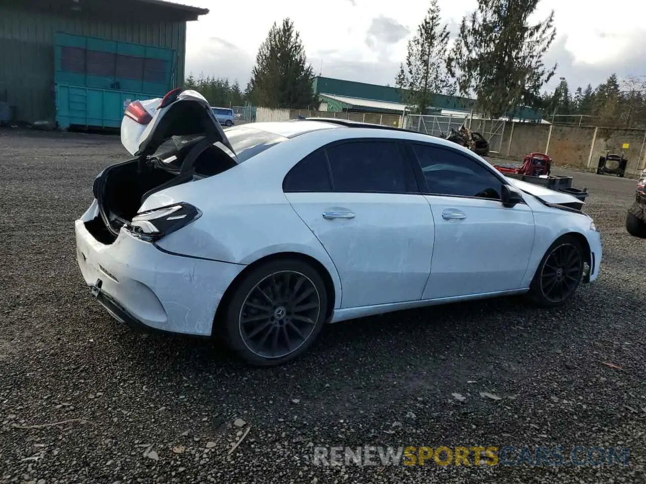 3 fotografías del automóvil dañado WDD3G4FB9KW021914 MERCEDES-BENZ A-CLASS 2019