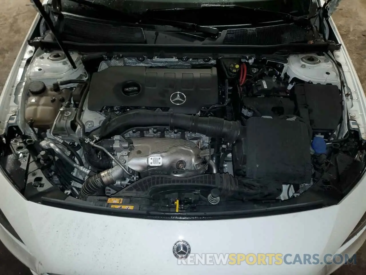 11 fotografías del automóvil dañado WDD3G4FB9KW026255 MERCEDES-BENZ A-CLASS 2019