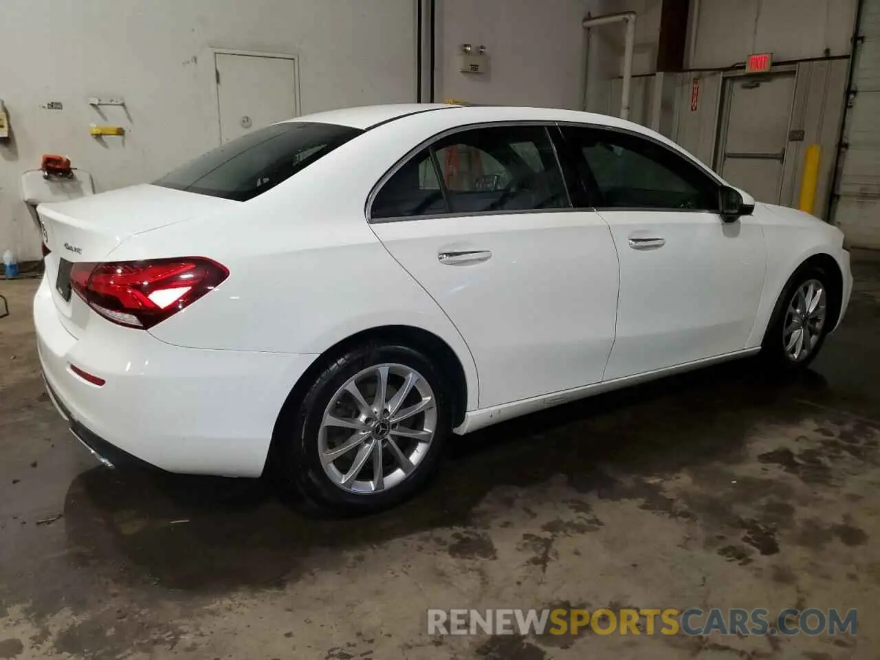 3 fotografías del automóvil dañado WDD3G4FB9KW026255 MERCEDES-BENZ A-CLASS 2019
