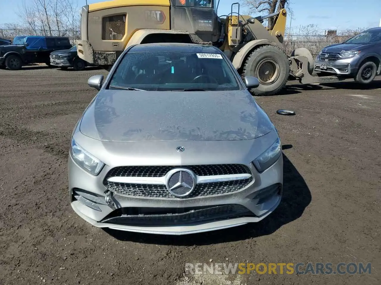 5 fotografías del automóvil dañado WDD3G4FBXKW009707 MERCEDES-BENZ A-CLASS 2019