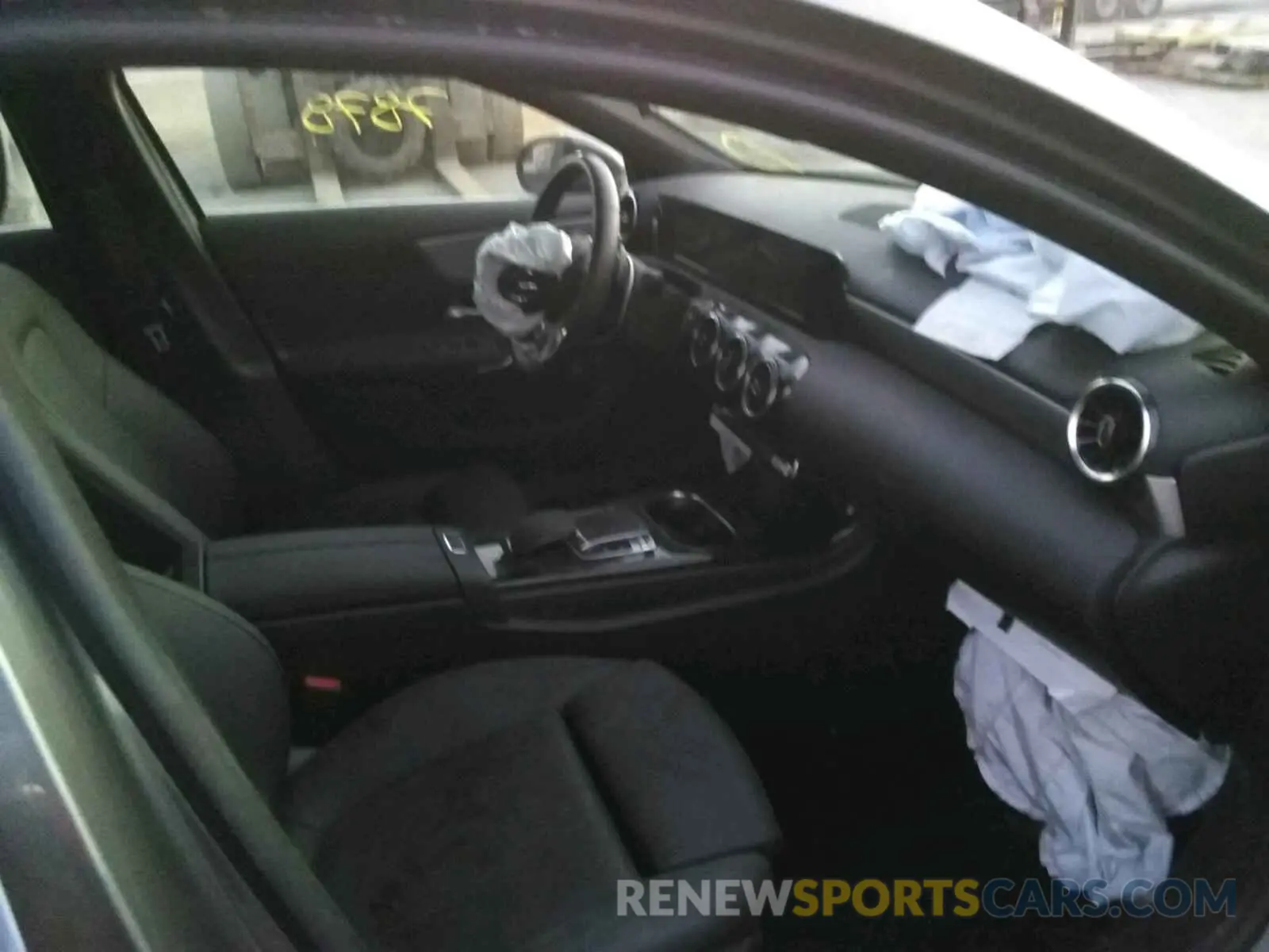 5 fotografías del automóvil dañado W1K3G4EB3LJ207996 MERCEDES-BENZ A-CLASS 2020