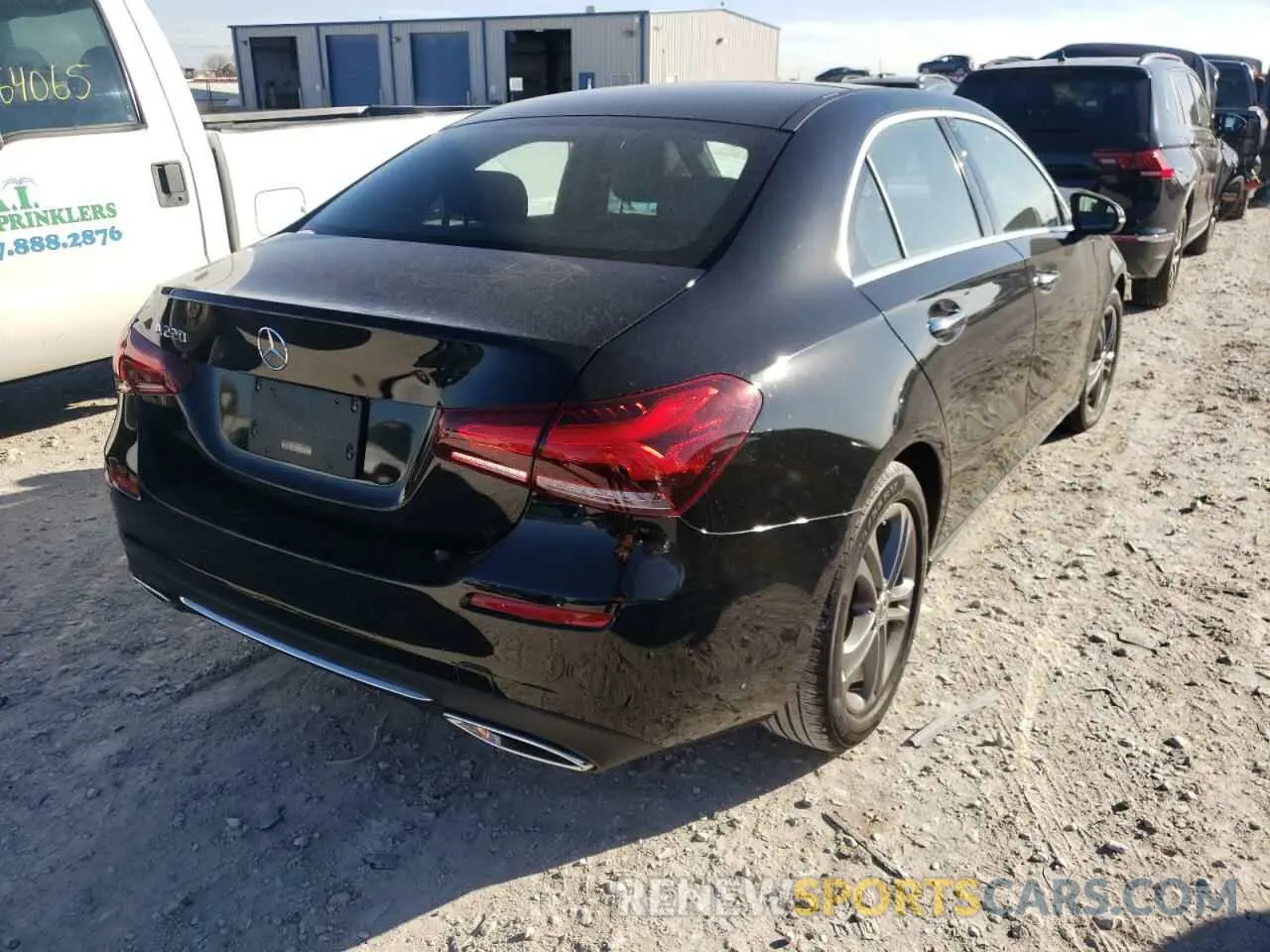 4 fotografías del automóvil dañado W1K3G4EB3LJ214852 MERCEDES-BENZ A-CLASS 2020