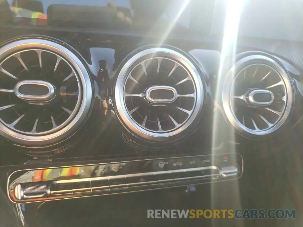 9 fotografías del automóvil dañado W1K3G4EB3LJ214852 MERCEDES-BENZ A-CLASS 2020