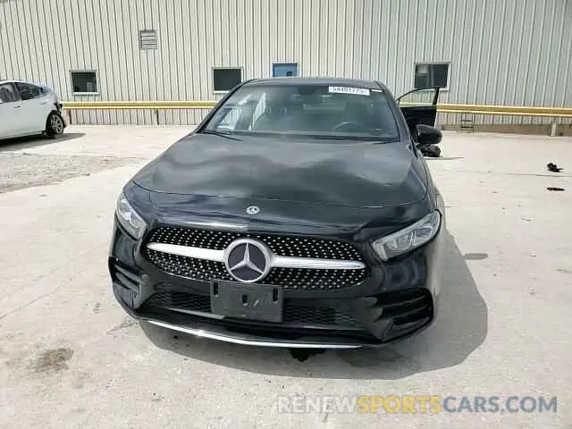 14 fotografías del automóvil dañado W1K3G4EB3LJ237807 MERCEDES-BENZ A-CLASS 2020