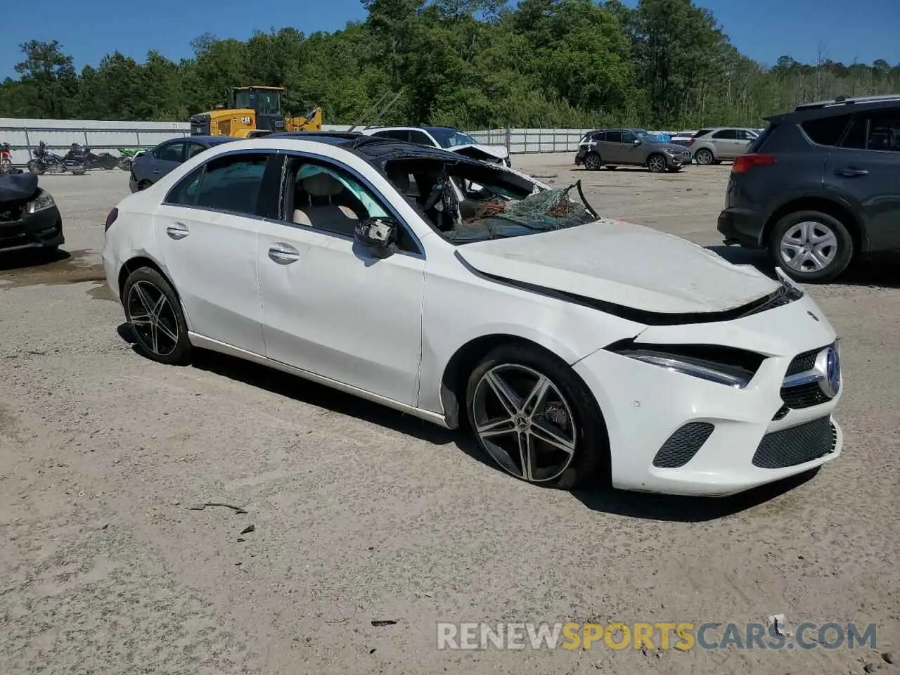 4 fotografías del automóvil dañado W1K3G4EB5LJ224217 MERCEDES-BENZ A-CLASS 2020