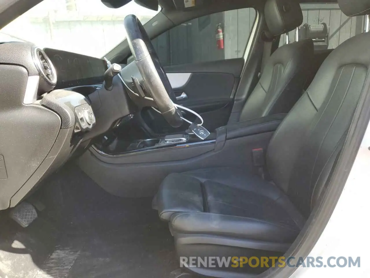 7 fotografías del automóvil dañado W1K3G4EB5LW045887 MERCEDES-BENZ A-CLASS 2020