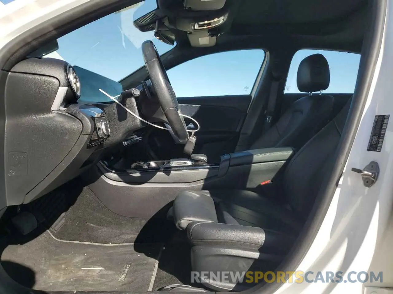 7 fotografías del automóvil dañado W1K3G4EB9LJ220817 MERCEDES-BENZ A-CLASS 2020