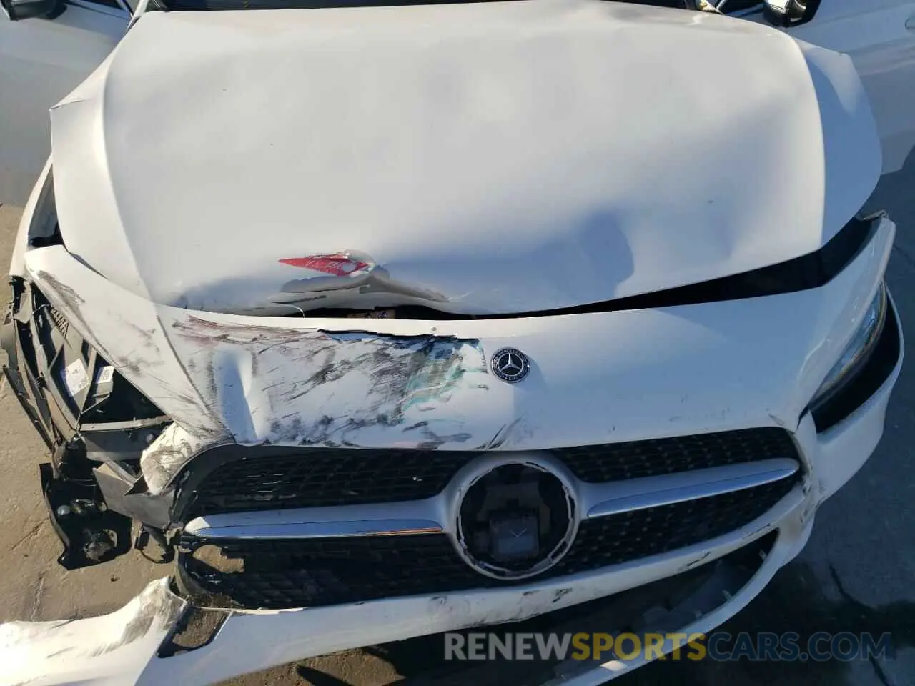 11 fotografías del automóvil dañado W1K3G4EBXLJ217912 MERCEDES-BENZ A-CLASS 2020