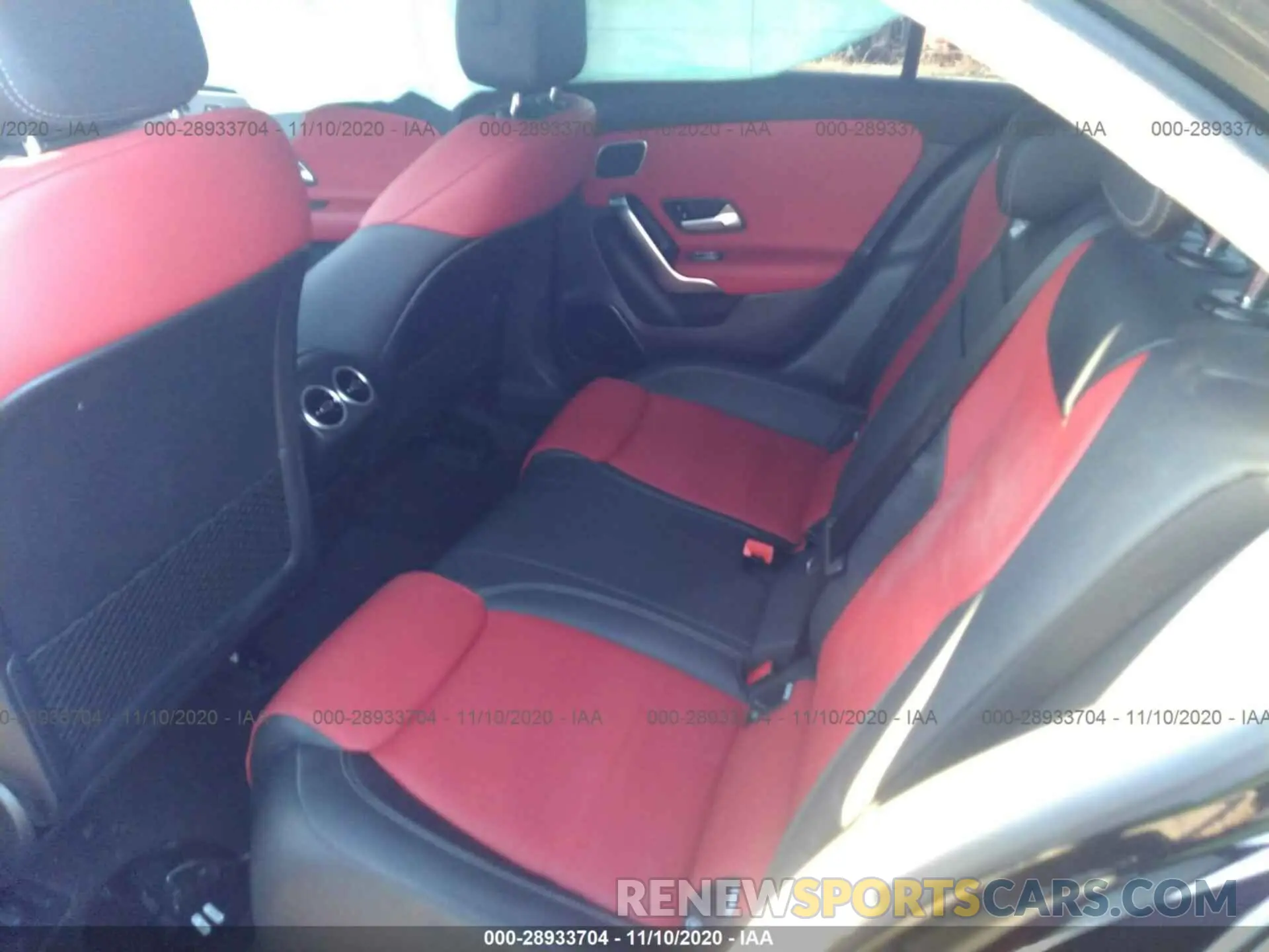 8 fotografías del automóvil dañado W1K3G4FB1LJ202200 MERCEDES-BENZ A-CLASS 2020