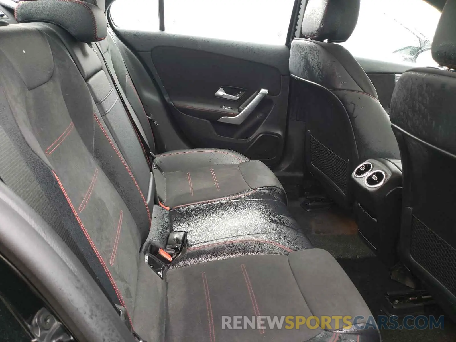 6 fotografías del automóvil dañado W1K3G4FB2LJ228577 MERCEDES-BENZ A-CLASS 2020