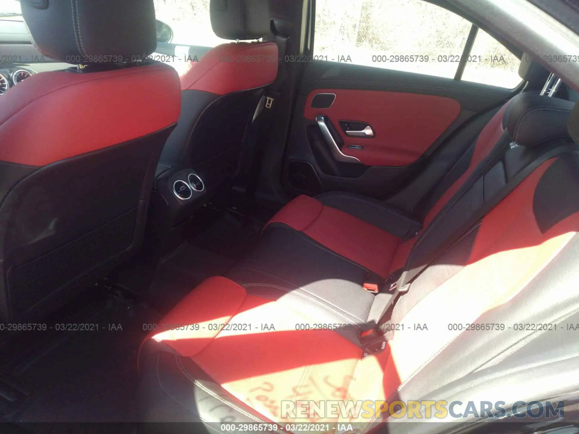 8 fotografías del automóvil dañado W1K3G4FB8LJ236795 MERCEDES-BENZ A-CLASS 2020