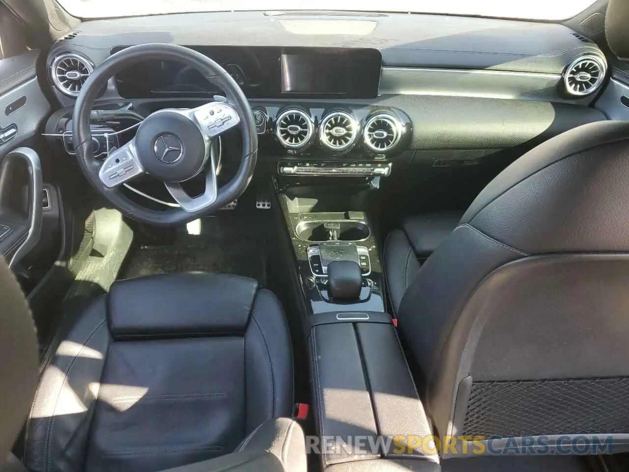 8 fotografías del automóvil dañado WDD3G4EB7LW039220 MERCEDES-BENZ A-CLASS 2020