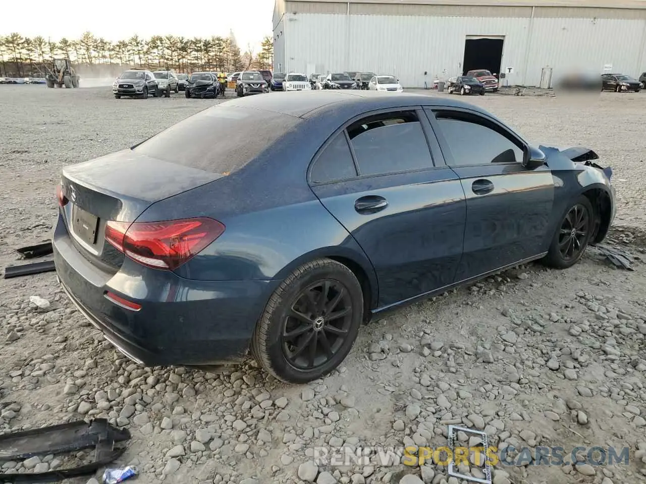 3 fotografías del automóvil dañado W1K3G4EB0MJ262181 MERCEDES-BENZ A-CLASS 2021