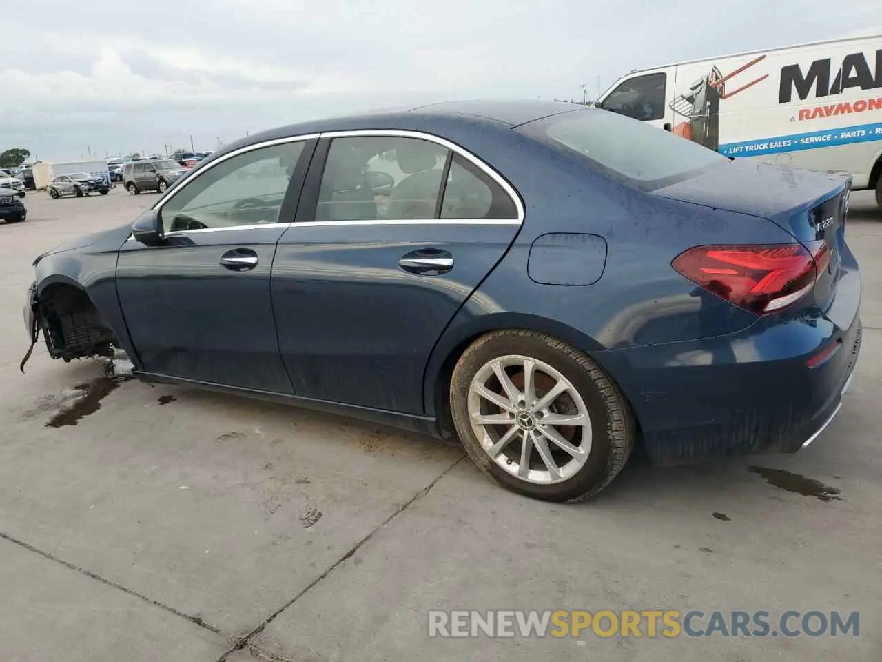 2 fotografías del automóvil dañado W1K3G4EB1MJ271505 MERCEDES-BENZ A-CLASS 2021