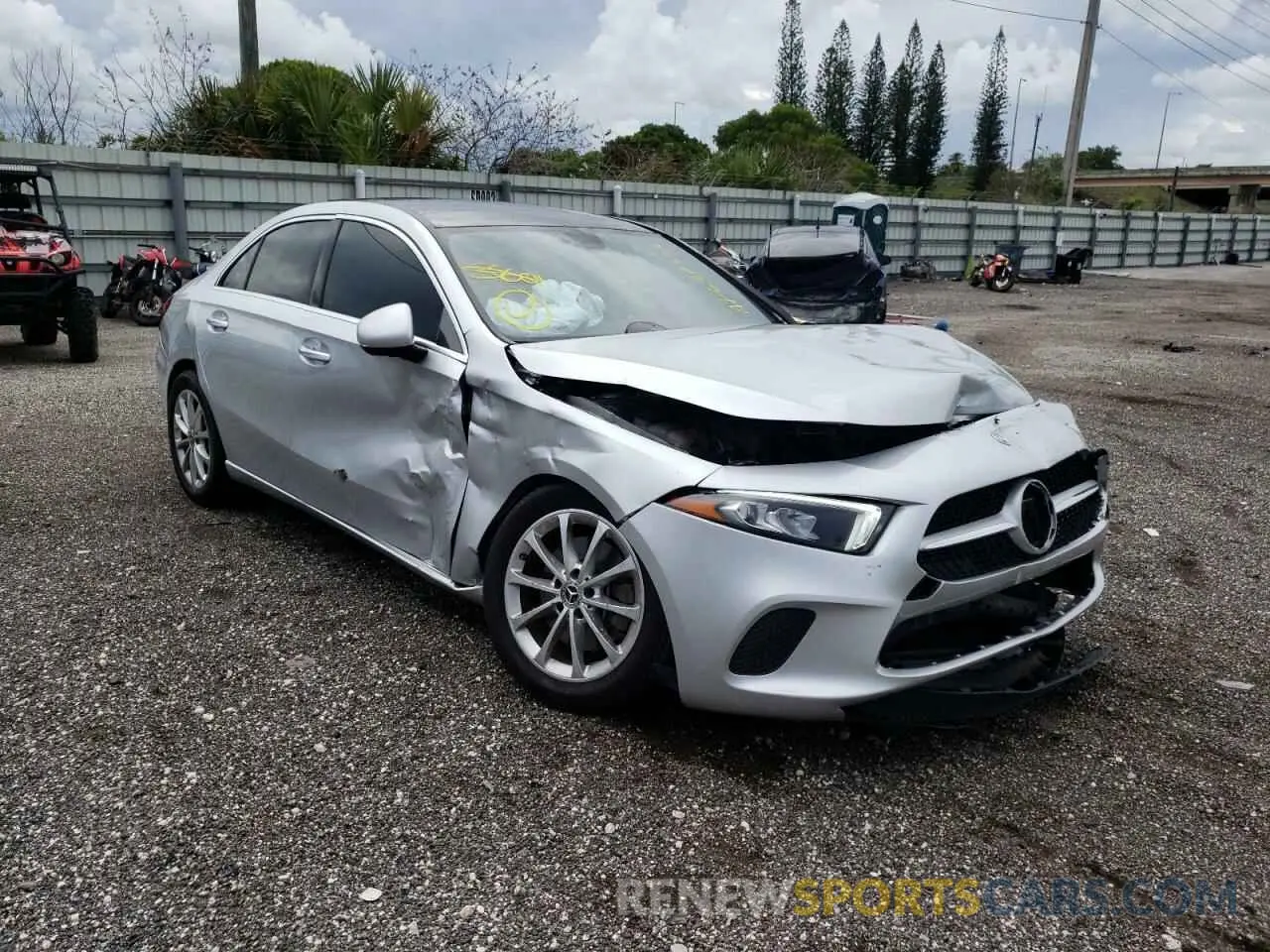 1 fotografías del automóvil dañado W1K3G4EB9MJ276984 MERCEDES-BENZ A-CLASS 2021