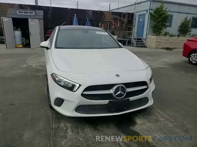 13 fotografías del automóvil dañado W1K3G4EB9MJ316934 MERCEDES-BENZ A-CLASS 2021