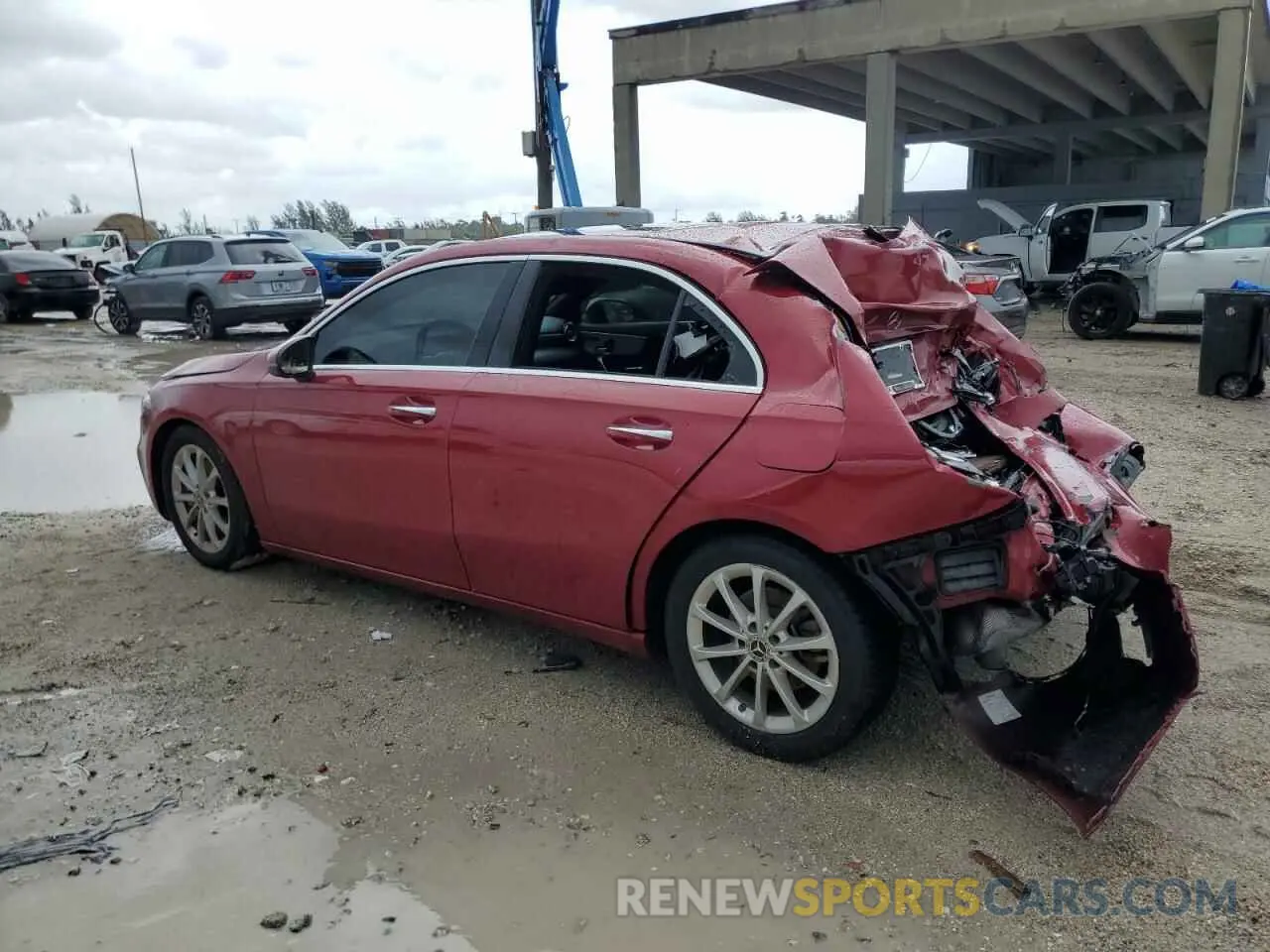 2 fotografías del automóvil dañado W1K3G4EBXMJ261555 MERCEDES-BENZ A-CLASS 2021