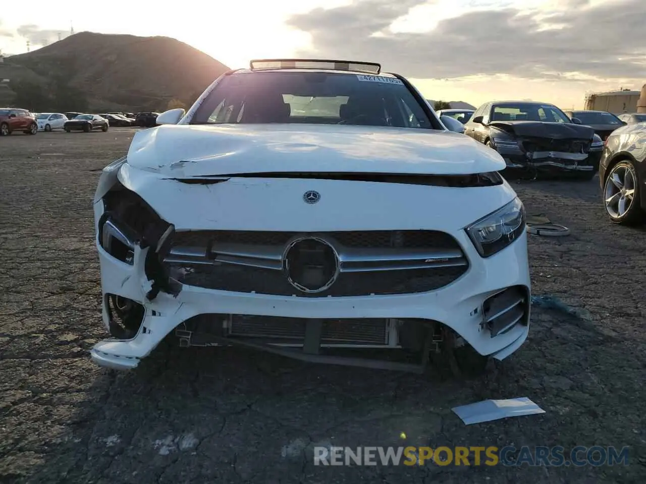 5 fotografías del automóvil dañado W1K3G5BB2MJ313383 MERCEDES-BENZ A-CLASS 2021