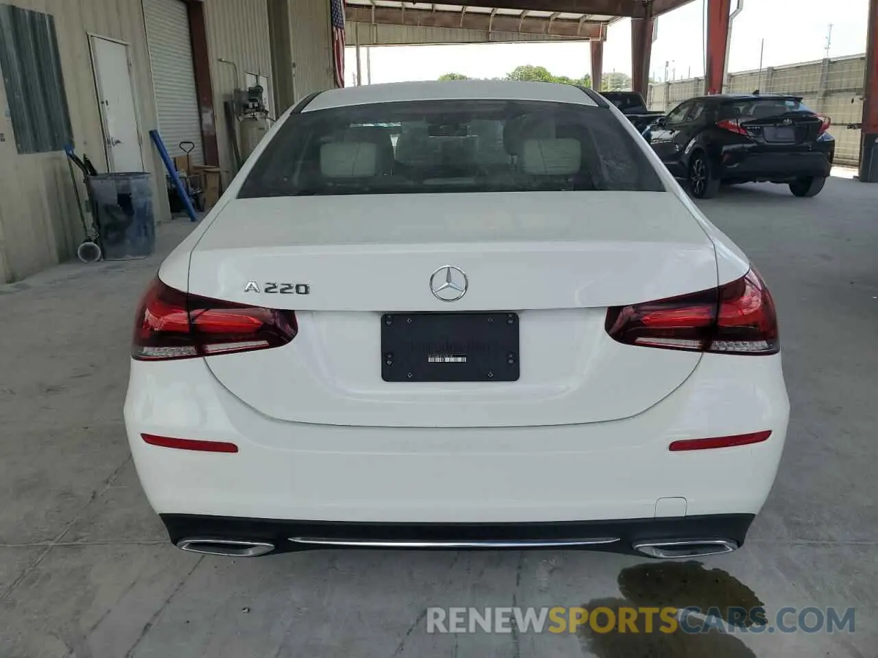 6 fotografías del automóvil dañado W1K3G4EB4NJ335182 MERCEDES-BENZ A-CLASS 2022
