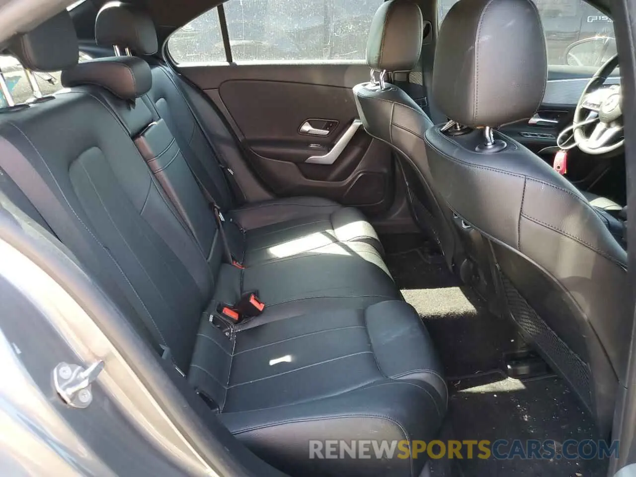 10 fotografías del automóvil dañado W1K3G4EB8NJ361610 MERCEDES-BENZ A-CLASS 2022