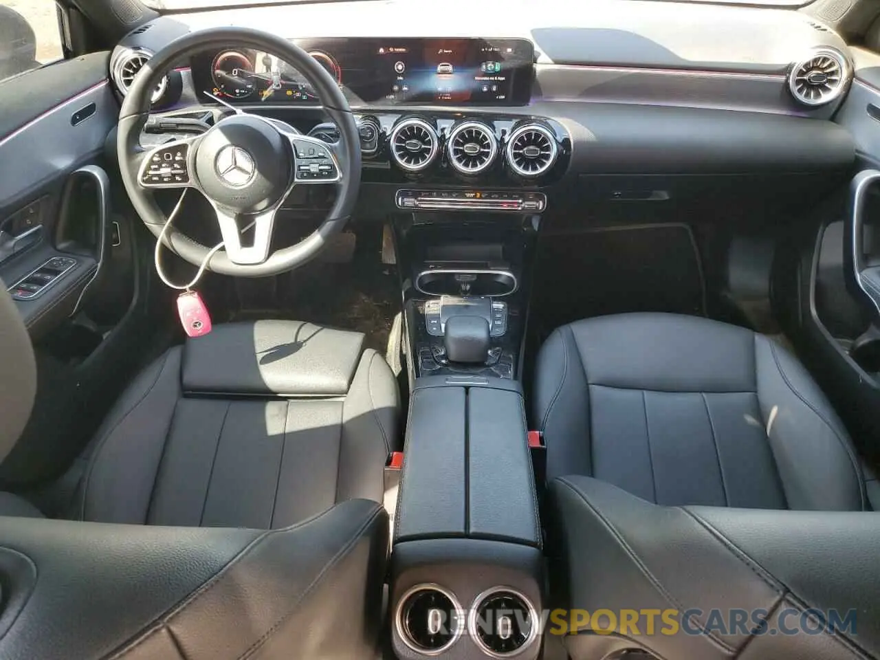 8 fotografías del automóvil dañado W1K3G4EB8NJ361610 MERCEDES-BENZ A-CLASS 2022