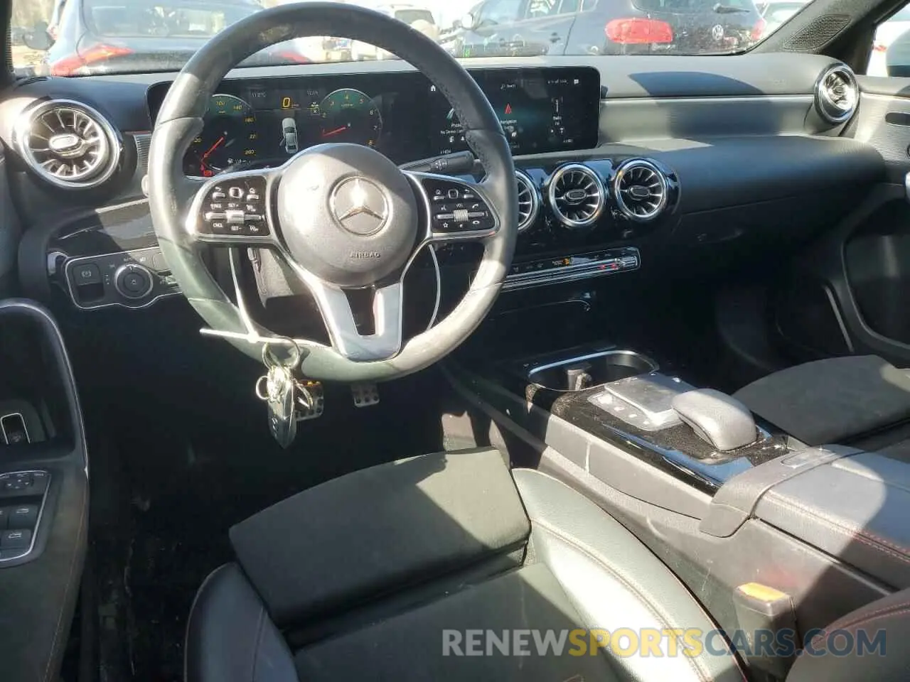 8 fotografías del automóvil dañado W1K3G4FB4NJ347833 MERCEDES-BENZ A-CLASS 2022